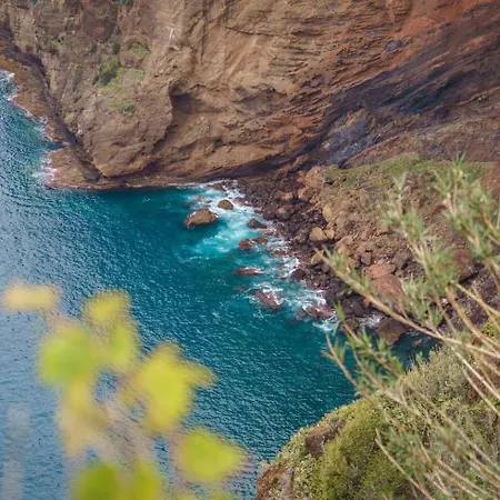 Da Falesia-with Pool And Views