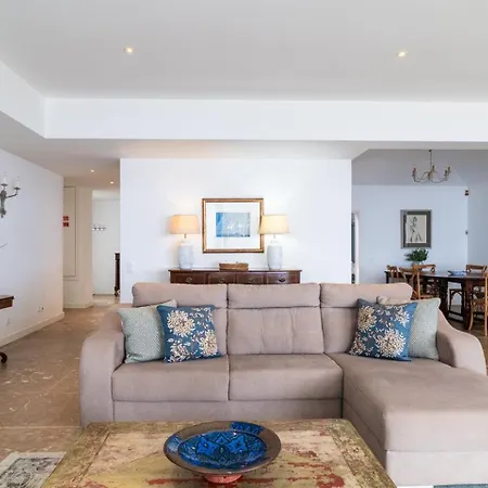 Vakantiehuis Da Falesia-with Pool And Views